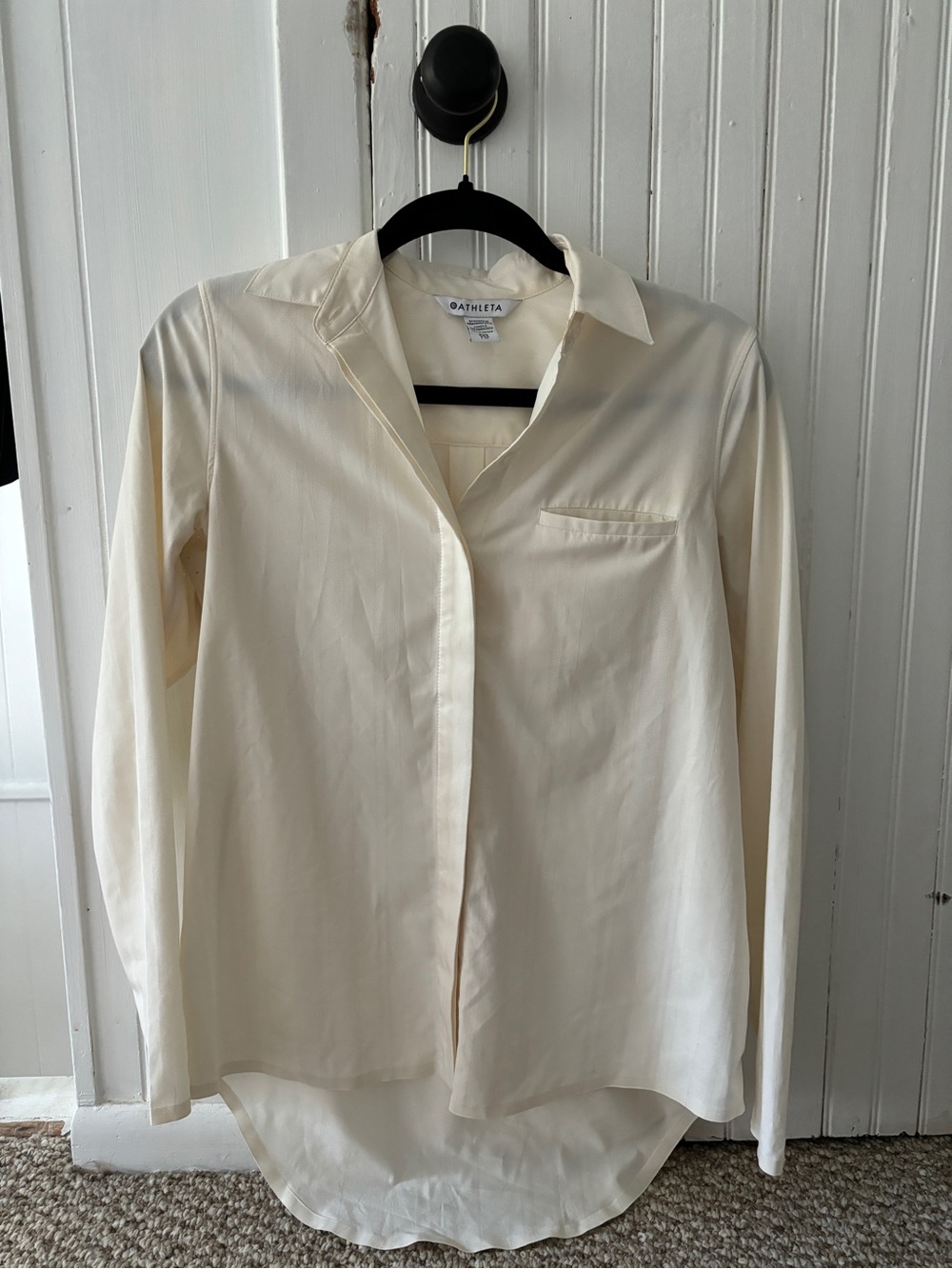 Athleta Ivory Button-Front Long Sleeve Blouse